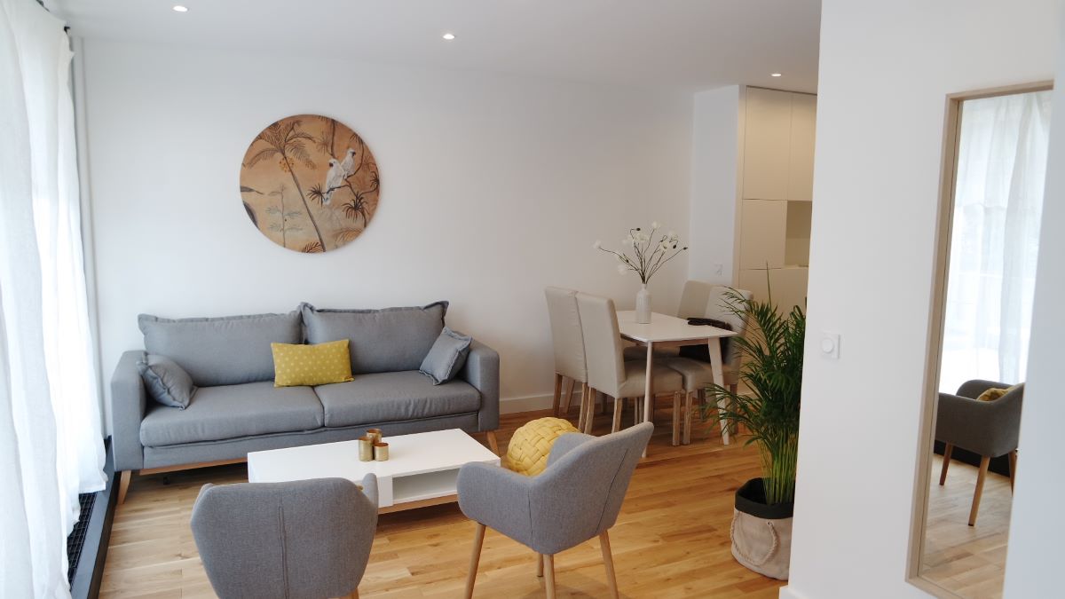 PARIS 16th , V.Hugo Trocadero