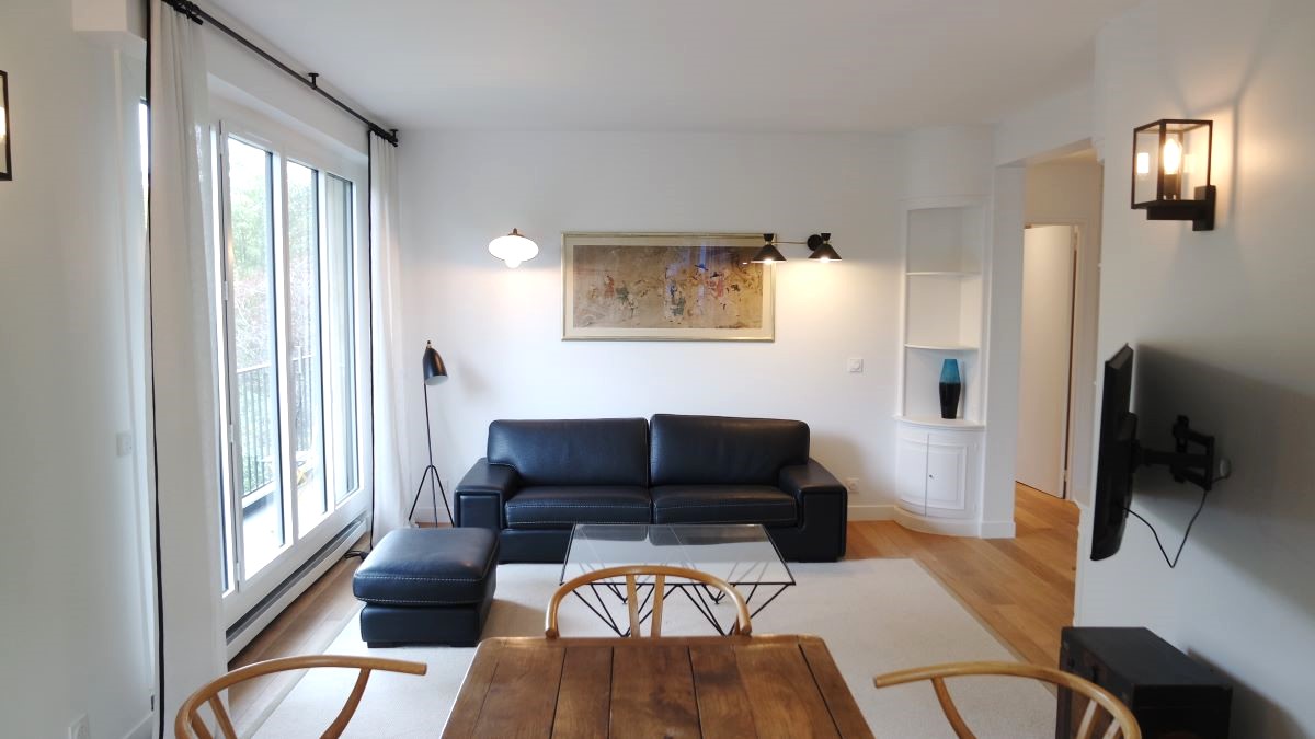 NEUILLY Saussaye